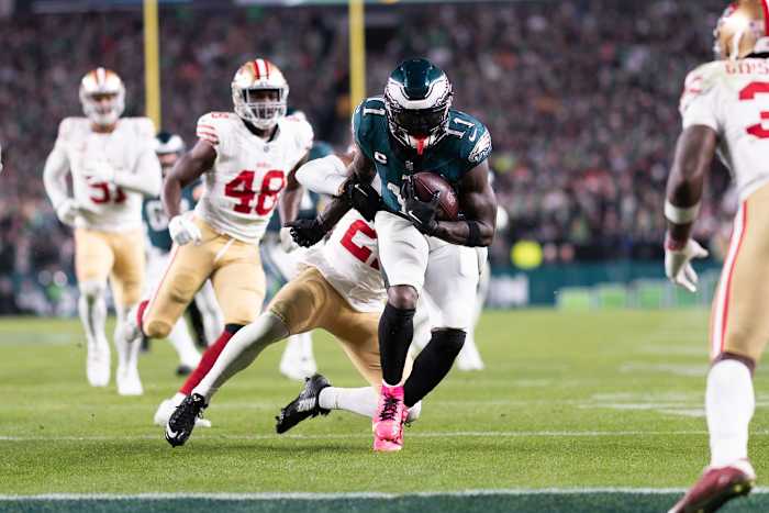 A.J. Brown went over 100 yards receiving for the first time in more than a month but the Philadelphia Eagles lost, 42-19, to the San Francisco 49ers.